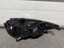 Laden Sie das Bild in den Galerie-Viewer, Frontscheinwerfer Audi A1 82A941033D 90106082 Links Scheinwerfer Headlight SCH3953446376hk