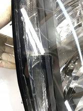 Laden Sie das Bild in den Galerie-Viewer, Frontscheinwerfer Skoda Fabia I 6VB941016 LED Rechts Scheinwerfer Headlight