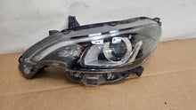 Laden Sie das Bild in den Galerie-Viewer, Frontscheinwerfer Peugeot 108 90026268 LED Links Scheinwerfer Headlight SCH1585474609kx