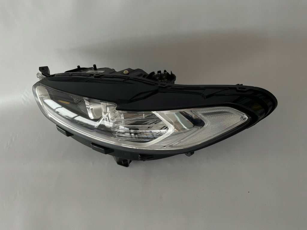Frontscheinwerfer Ford Mondeo DS7313W030AE Links Scheinwerfer Headlight SCH8375375257si