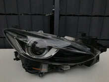 Laden Sie das Bild in den Galerie-Viewer, Frontscheinwerfer Mazda III 5898730100 BHN3-51030 LED Rechts Headlight SCH1059008218dm