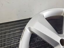 Load image into Gallery viewer, 1x Alufelge 19 Zoll 8.0" 5x112 27ET Glanz Silber 8R0601025P Audi Q5 8rb FEL1531148556an