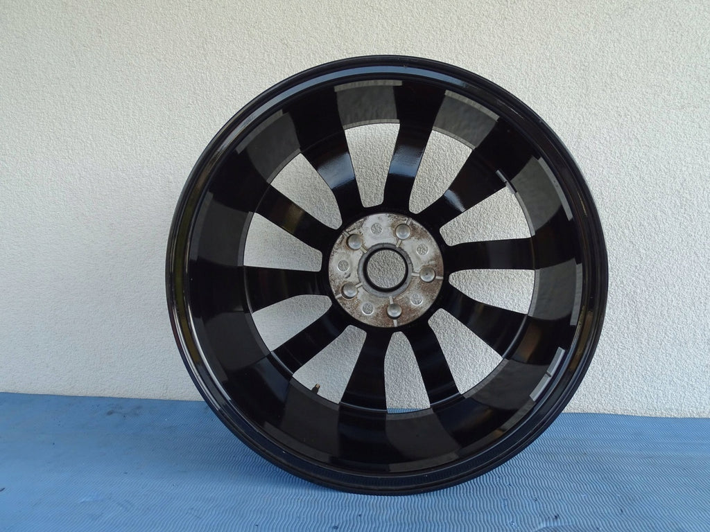 1x Alufelge 18 Zoll 5x120 7T0601025E VW Multivan T7 Caravelle Rim Wheel FEL8327056500or