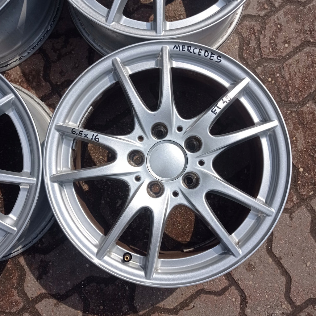 4x Alufelge 16 Zoll 6.5" 5x112 49ET Glanz Silber Mercedes-Benz W246 Rim Wheel FEL3149380288xp