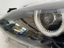 Laden Sie das Bild in den Galerie-Viewer, Frontscheinwerfer Mazda 2 D43N-51040 LED Links Scheinwerfer Headlight