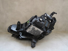 Laden Sie das Bild in den Galerie-Viewer, Frontscheinwerfer Volvo 80000628 LED Rechts Scheinwerfer Headlight SCH5026425281ck