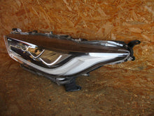 Load image into Gallery viewer, Frontscheinwerfer Toyota Yaris EUK0-8 LED Links Scheinwerfer Headlight SCH4984034898dc