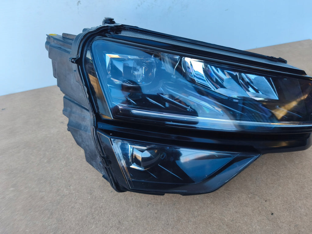 Frontscheinwerfer Skoda Karoq 57B941016F Rechts Scheinwerfer Headlight SCH3371204808wl