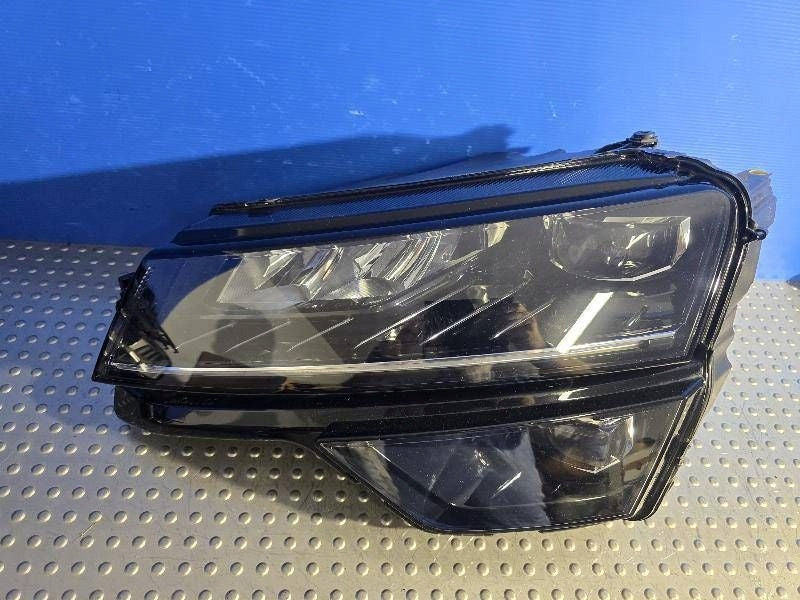 Frontscheinwerfer Skoda Karoq 57B941015F LED Ein Stück (Rechts oder Links) SCH4741387863yk