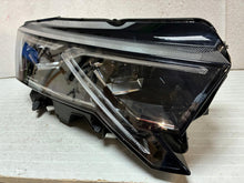 Laden Sie das Bild in den Galerie-Viewer, Frontscheinwerfer Skoda Octavia IV 5E4941036 Full LED Rechts Headlight SCH8592624781yt