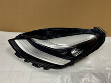 Load image into Gallery viewer, Frontscheinwerfer Tesla Model 3 1077375-00-C LED Links Scheinwerfer Headlight SCH4892242116eh
