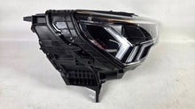 Laden Sie das Bild in den Galerie-Viewer, Frontscheinwerfer Audi Q3 83A941034 Rechts Scheinwerfer Headlight SCH2517313830te