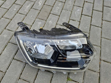 Laden Sie das Bild in den Galerie-Viewer, Frontscheinwerfer Dacia Duster 2601011377 LED Rechts Scheinwerfer Headlight SCH1269501788ir