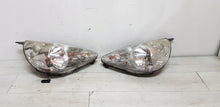 Laden Sie das Bild in den Galerie-Viewer, Frontscheinwerfer Honda Jazz II 711-SAA-874 Ein Stück (Rechts oder Links)