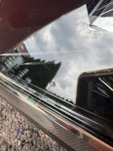 Laden Sie das Bild in den Galerie-Viewer, Frontscheinwerfer Skoda Superb III 3V1941015B Xenon Links Scheinwerfer Headlight