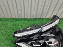 Laden Sie das Bild in den Galerie-Viewer, Frontscheinwerfer Citroën C4 III 9830649480 Full LED Links Headlight