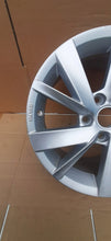 Load image into Gallery viewer, 1x Alufelge 16 Zoll 6.5&quot; 5x112 46ET 5H0071496 VW Golf Viii Rim Wheel