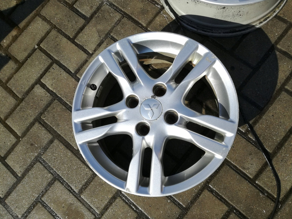 1x Alufelge 16 Zoll 6.5" 4x114.3 46ET Mitsubishi Colt Rim Wheel