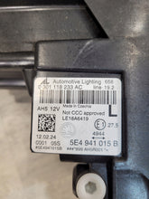 Load image into Gallery viewer, Frontscheinwerfer Skoda Octavia IV 5E4941015B Full LED Links Headlight SCH7025654028xy
