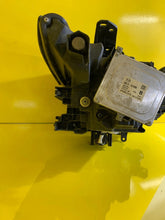 Laden Sie das Bild in den Galerie-Viewer, Frontscheinwerfer Mazda Cx-30 Cx30 LED Links Scheinwerfer Headlight