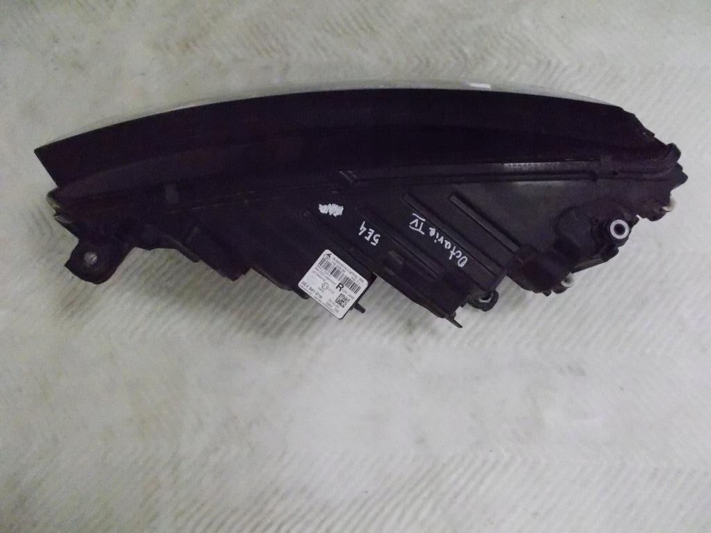Frontscheinwerfer Skoda Octavia IV 5E4941016 Rechts Scheinwerfer Headlight SCH9952140111bp
