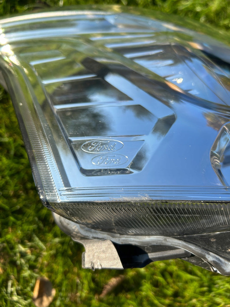 Frontscheinwerfer Ford Transit BK31-13D152-BG Rechts Scheinwerfer Headlight SCH2162074025ix