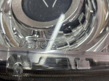 Laden Sie das Bild in den Galerie-Viewer, Frontscheinwerfer Mercedes-Benz A9618205239 Links Scheinwerfer Headlight SCH8611065042vw