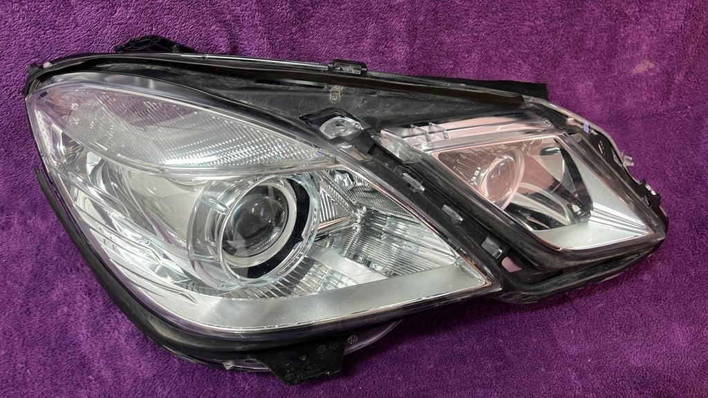 Frontscheinwerfer Mercedes-Benz W212 A2128201439 Xenon Rechts Headlight SCH2200420824ju