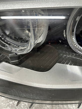Laden Sie das Bild in den Galerie-Viewer, Frontscheinwerfer BMW 1 F21 F20 7229677 Xenon Ein Stück (Rechts oder Links) SCH9625699077gb