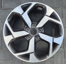Load image into Gallery viewer, 1x Alufelge 17 Zoll 7.0" 5x114.3 48 5ET 52910-F1210 Kia Sportage Rim Wheel FEL8549611012to