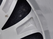 Laden Sie das Bild in den Galerie-Viewer, 1x Alufelge 16 Zoll 7.0" 5x105 41ET Glanz Silber 39078765 Opel Astra K Rim Wheel FEL2278682259ze