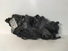 Laden Sie das Bild in den Galerie-Viewer, Frontscheinwerfer Skoda Octavia I 5E4941009 LED Links Scheinwerfer Headlight SCH3183115108rh