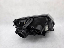 Laden Sie das Bild in den Galerie-Viewer, Frontscheinwerfer Dacia Duster 260606709R Links Scheinwerfer Headlight