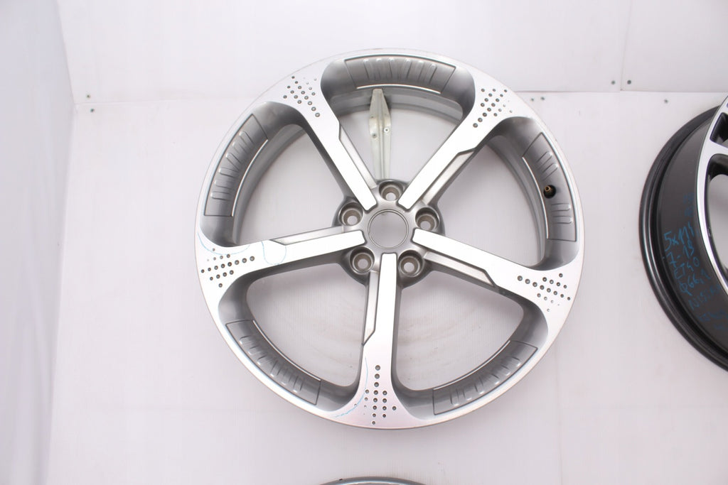 1x Alufelge 20 Zoll 6.5" 5x114.3 33ET Glanz Silber 403002486 Renault Rim Wheel FEL7715309639um