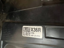 Load image into Gallery viewer, Frontscheinwerfer Hyundai Elantra 92102F2600 Rechts Scheinwerfer Headlight