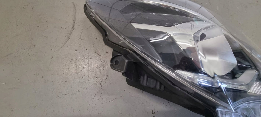 Frontscheinwerfer Toyota Yaris LED Links Scheinwerfer Headlight SCH3753724806jp