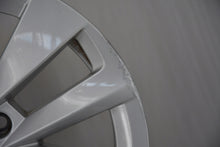 Laden Sie das Bild in den Galerie-Viewer, 1x Alufelge 16 Zoll 6.0" 5x100 38ET 657601025AJ Skoda Scala Rim Wheel FEL9205084904tv