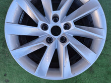 Load image into Gallery viewer, 1x Alufelge 17 Zoll 5x112 3V0601025SAJ Skoda Superb Rim Wheel FEL8877551851pp