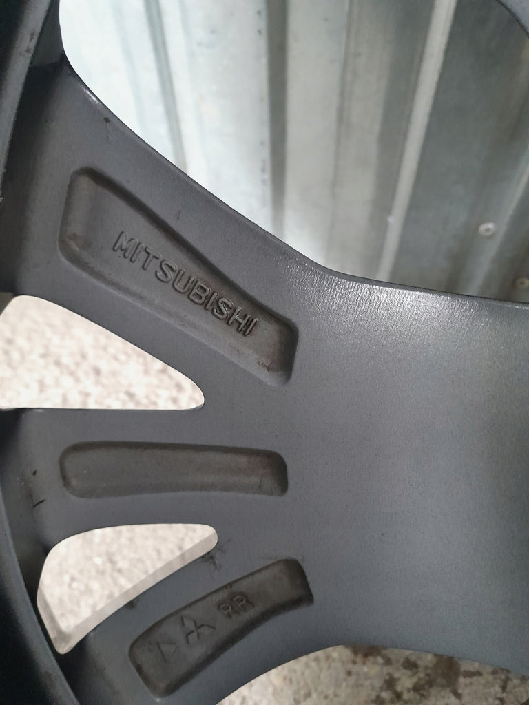 1x Alufelge 18 Zoll 7.0" 5x114.3 38ET MZ315060 Mitsubishi Eclipse Cross