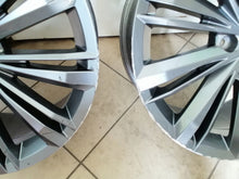 Load image into Gallery viewer, 1x Alufelge 18 Zoll 8.0" 5x112 44ET Glanz Grau 3G0601025 VW Passat Rim Wheel FEL5890499840pn