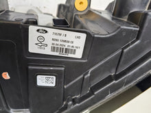 Laden Sie das Bild in den Galerie-Viewer, Frontscheinwerfer Ford Transit Courier MK-R2X6-13W030-CE Links Headlight SCH4070242608ju
