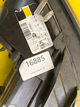 Load image into Gallery viewer, Frontscheinwerfer Mercedes-Benz W164 A16482068 Xenon Rechts Headlight