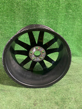 Laden Sie das Bild in den Galerie-Viewer, 1x Alufelge 18 Zoll 8.0" 5x114.3 40ET Glanz Schwarz Toyota Corolla Rim Wheel FEL8700762234op