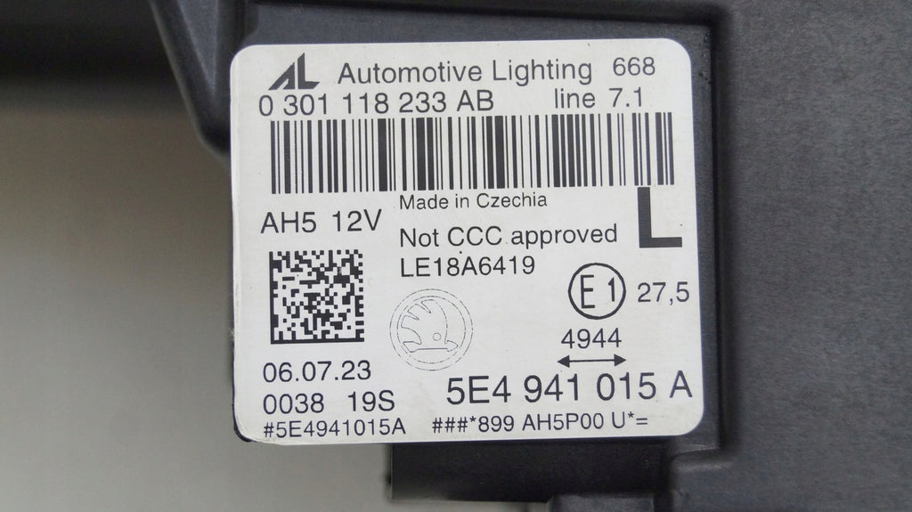 Frontscheinwerfer Skoda Octavia I 5E4941015A LED Ein Stück (Rechts oder Links) SCH1760837229pj