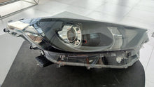 Load image into Gallery viewer, Frontscheinwerfer Toyota 4 Yaris 81130-K0060 LED Rechts Scheinwerfer Headlight