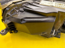 Laden Sie das Bild in den Galerie-Viewer, Frontscheinwerfer Mercedes-Benz Gle A1679066604 LED Rechts Headlight SCH7308201768hb