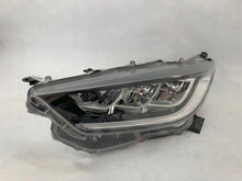 Laden Sie das Bild in den Galerie-Viewer, Frontscheinwerfer Toyota IV Yaris EUK0-8 Links Scheinwerfer Headlight SCH3783909843nz