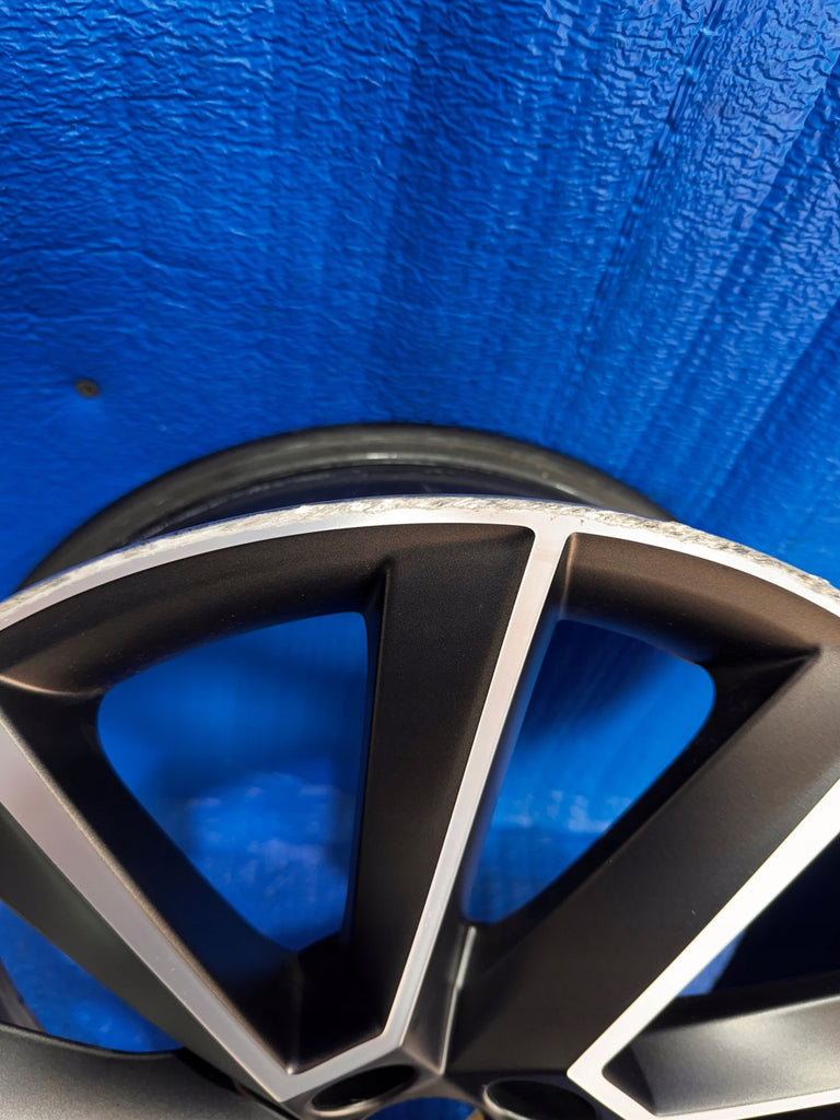 1x Alufelge 17 Zoll 6.5" 5x100 657601025D Skoda Scala Kamiq Rim Wheel