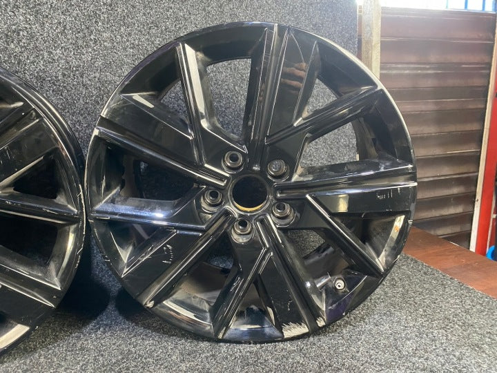 1x Alufelge 18 Zoll 8.0" 5x120 50ET 7LA601025B VW 7la Rim Wheel FEL8079745635pn