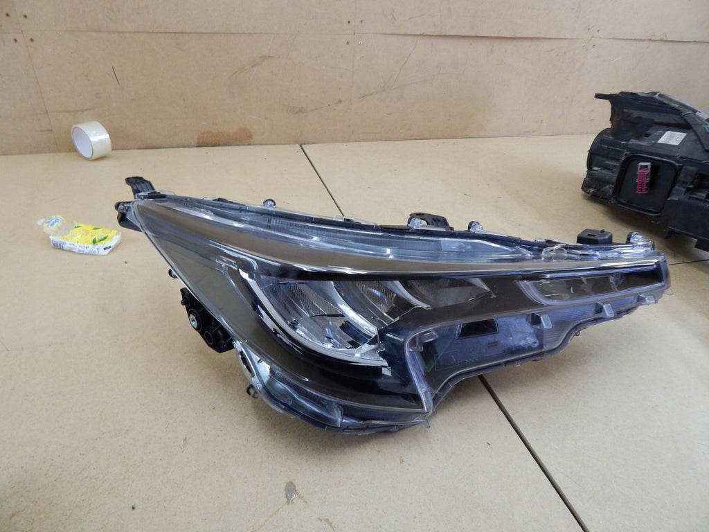 Frontscheinwerfer Toyota Corolla 81110-02S60 LED Rechts Scheinwerfer Headlight SCH2308771223mb
